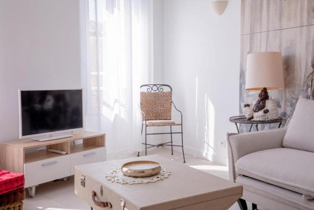 L'escapade Apartment *